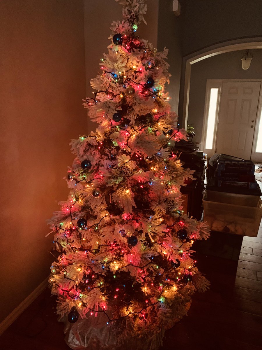 MasterVarg's tweet image. Well, I’m awake. #wtf2022 #gamingcommunity I don’t get to play any games today because I gotta finish up my school semester. Looking forward to this break so I can play more @TalesofSeries Tales of Arise and Final Fantasy XIV

Good morning, Twitter—Hope your season is going well.