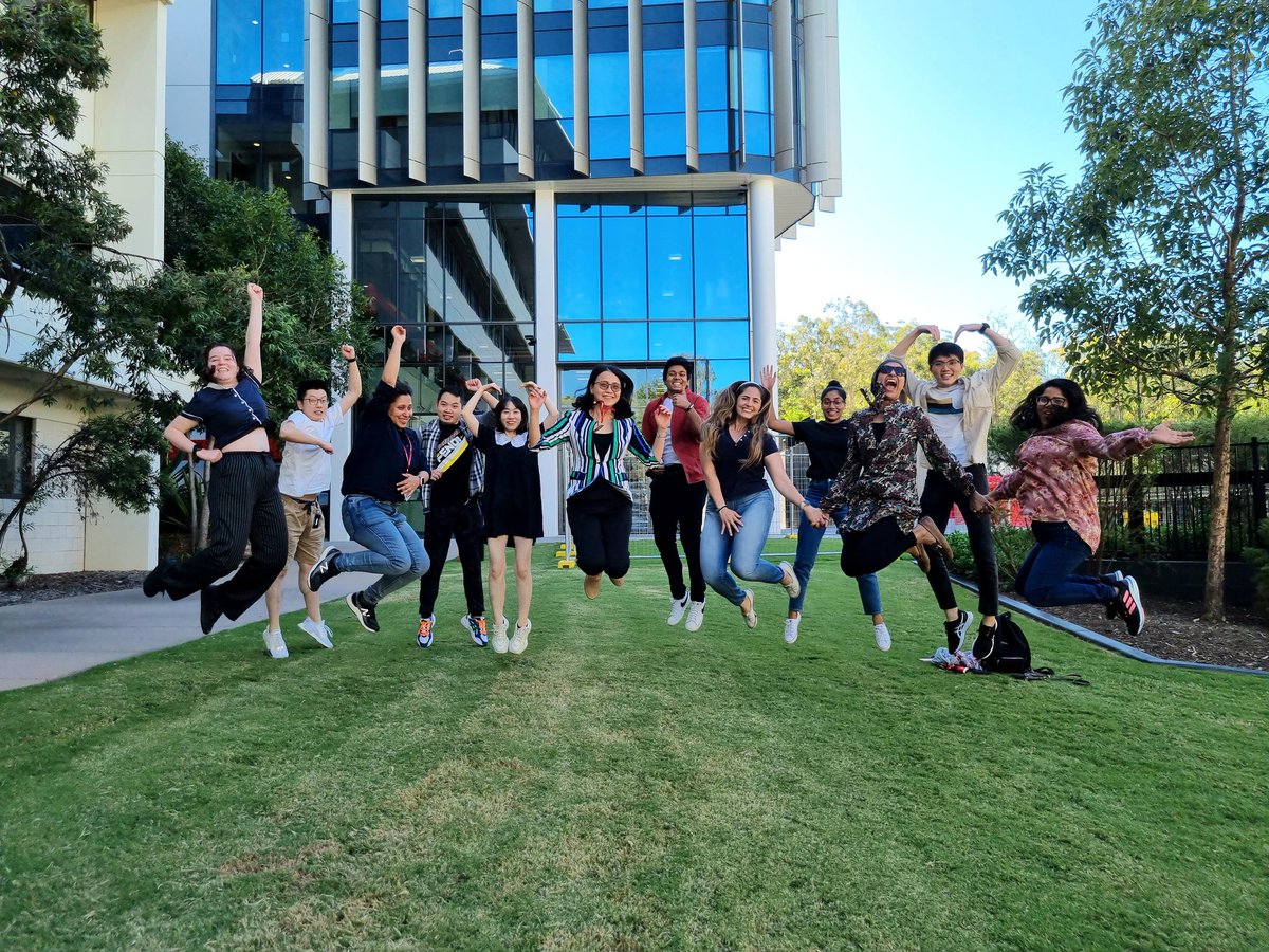 DrHangTTa's tweet photo. Our end-of-the-year group lunch and photos #TaGroup #nanomedicine #molecularimaging #organonthechip @GU_Sciences @QmncGriffith https://t.co/QG9pXCEEW2