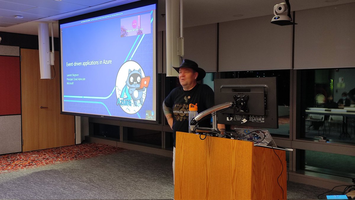 PHINUG's tweet photo. And we're off with .NET Conf 2022! Starting off with @LBugnion talking about Event driven development in Azure with SignalR https://t.co/PDwHid0iHu
