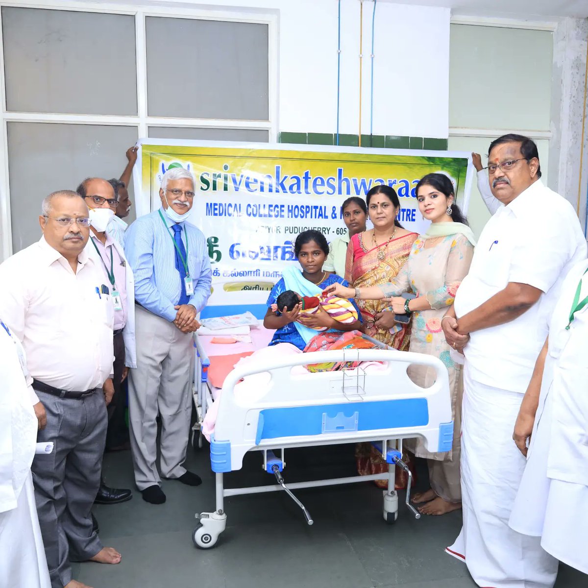 svmch_rc's tweet photo. Distribution of Gold Coin for NewBorn Baby @ Sri Venkateshwaraa Medical College Hospital and Research Centre, Puducherry By The Management. 

#SVMCHRC #MedicalCollege #Puducherry #Pondicherry https://t.co/3k4ao0GSlr