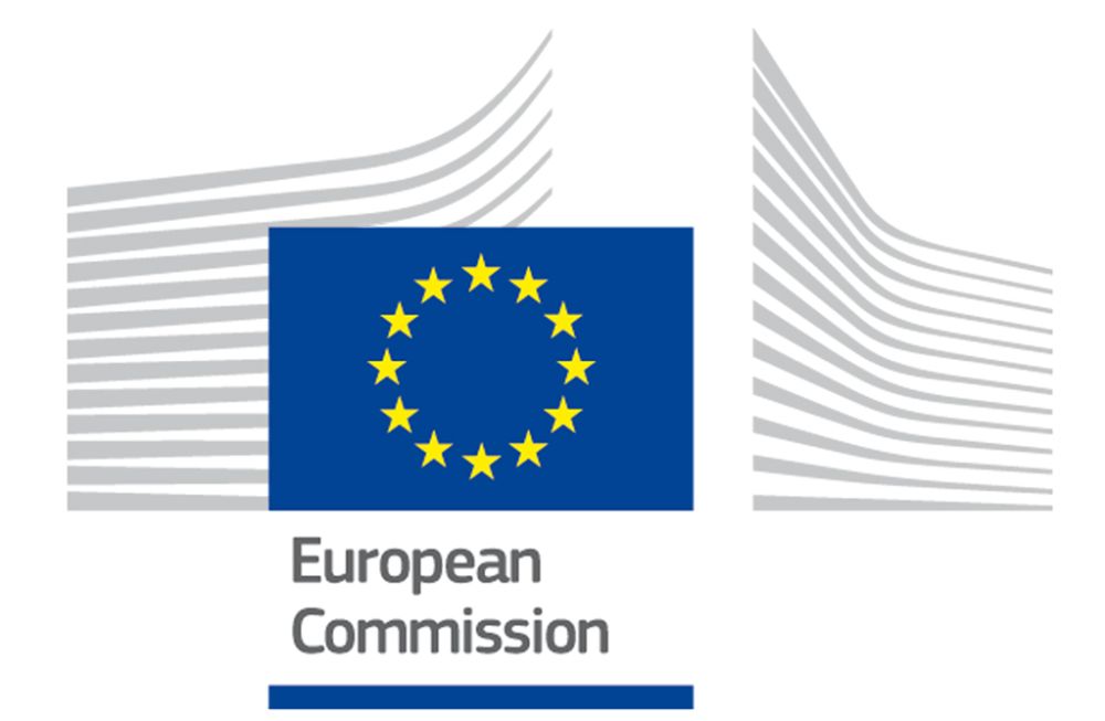 RRInternational's tweet photo. Comisia Europeană a început marţi #procedura pentru un nou cadru legal care va permite #transferul datelor personale ale cetăţenilor Uniunii Europene către Statele Unite.(1/2) https://t.co/eu1vfmKZkk