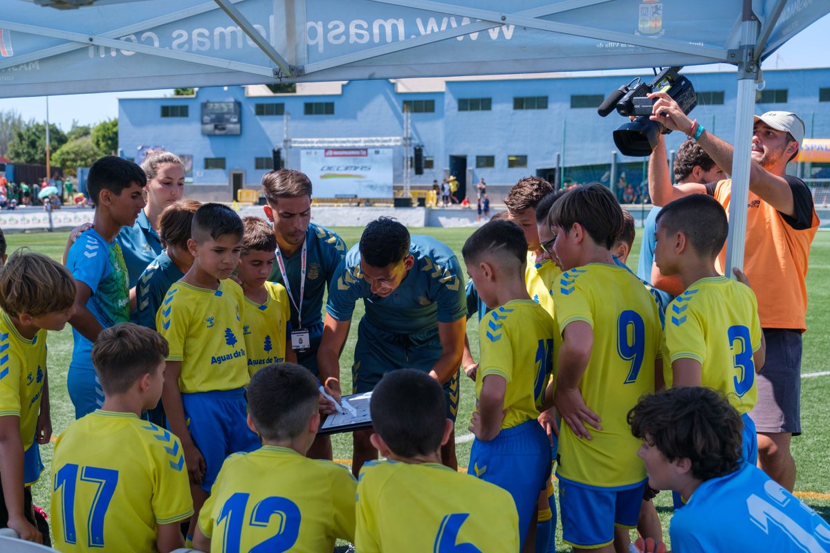 MaspalomasCup's tweet photo. 📣 𝗠𝗜́𝗦𝗧𝗘𝗥 al habla 🤫
#maspalomas #futbolbase #torneo #canarias https://t.co/q9t1MchDyR