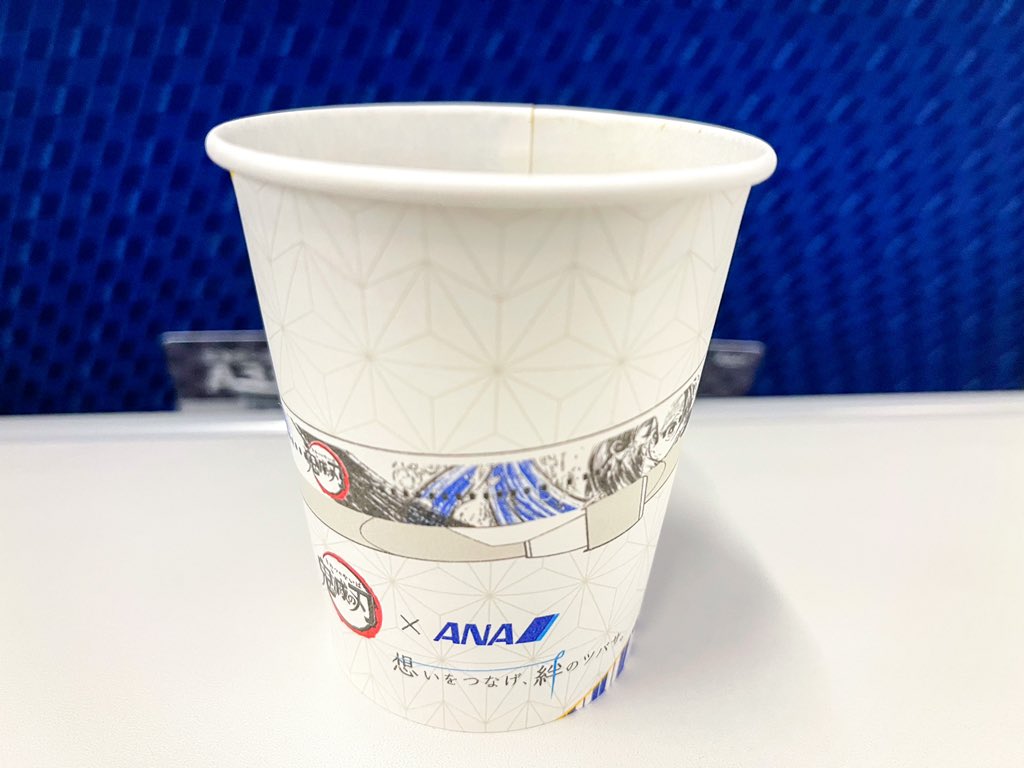 160Tetsu's tweet photo. NH683搭乗中…✈️
今日は向かい風の影響もあってかなり揺れる…🤣🤣🤣
この季節は帰りは向かい風になるので、どうしても遅れますね…💦💦
#ANA #コーヒー #Coffee #NH683 #東京 #広島 #HNDHIJ #コーヒー好きな人と繋がりたい https://t.co/LqgEw68p8V