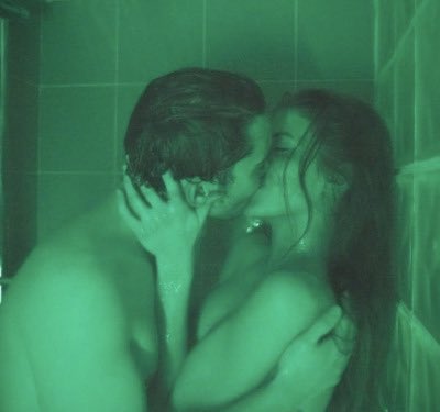 barbie_context's tweet photo. Bañarse en pareja: 
           expectativa       //      realidad https://t.co/FcxyHe5iC1