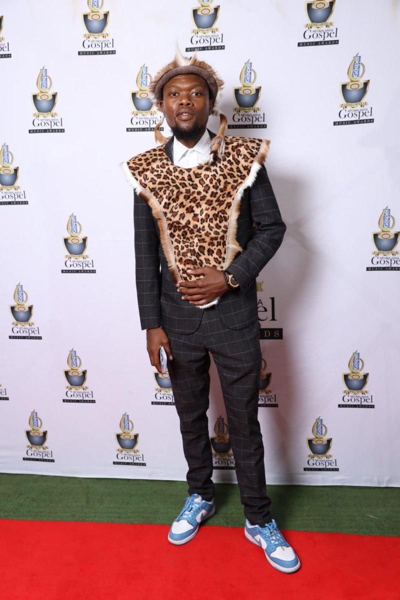 TheOnlyKhazana's tweet photo. Had The Privilege To Present “Best National Male Artist” On This Year’s #MGOMA Mpumalanga Gospel Music Awards as it was the Last Pillar of This year’s #MPUCE Mpumalanga Cultural Xperience. A Special Thank To @DCSROfficial for the glorification and opportunity 🙏🏾 https://t.co/rETA4DUNXw