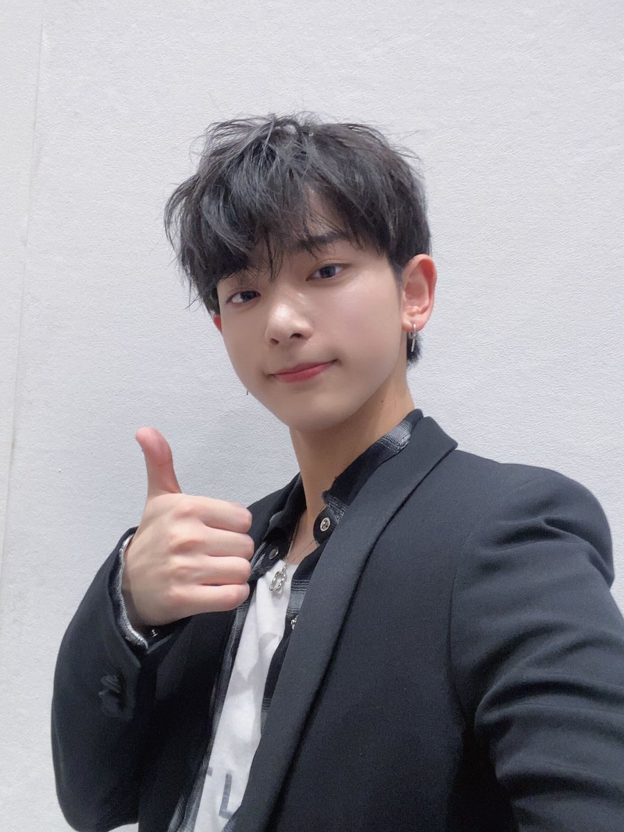 HARUASARCHIVE's tweet photo. 221214 #HARUA weverse update https://t.co/2d5v0qPyWe