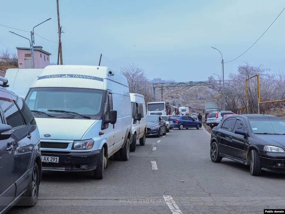 edmarukyan's tweet photo. Our alarm about the humanitarian crisis in Nagorno-Karabakh is not exaggerated at all. The crisis is deepening and AZ continues to shut off the gas and keep the only humanitarian road blocked, endangering the lives of 120k people, including 30k children. Action needed @SecBlinken https://t.co/N8mBJ9xLJy