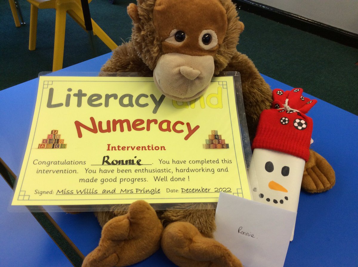 ks2_group's tweet photo. Today we celebrated the end of term and received our certificates .  Well done to our golden ticket winner.  Hope you all enjoy your holidays 😁🎄@StradbrokePri @y3stradbroke https://t.co/vH0VasRd8k