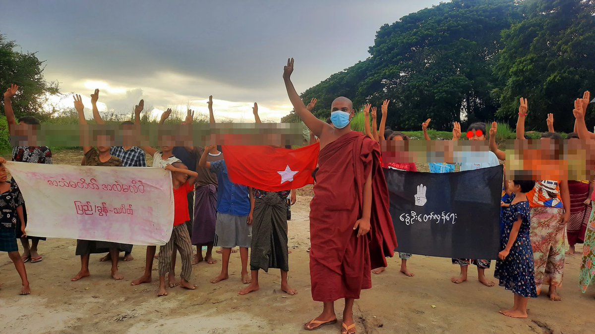 Wamtha2021's tweet photo. အသံမတိတ် အလံမလိပ် စစ်အာဏာရှင်ကိုတော်လှန်နေဆဲ ဖြစ်တဲ့ ပြည်/ခွန်သပိတ်...

#CrimesAgainstHumanity 
#WarCrimesOfJunta 
#WhatsHappeningInMyanmar 
#2022Dec14Coup

#အရေးတော်ပုံအောင်ရမည် 

#အဂ္ဂဝံသ https://t.co/JZZ1AbjTWj