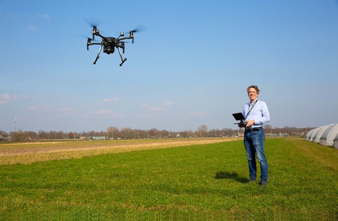 WURenvironment's tweet photo. Lammert Kooistra is appointed as personal professor of Remote Sensing at @WUR's Laboratory of Geoinformatics and Remote Sensing ➡ https://t.co/72BS7qrFgY #remotesensing #research #researcher #drone #drones https://t.co/rxbKjIvl5Q