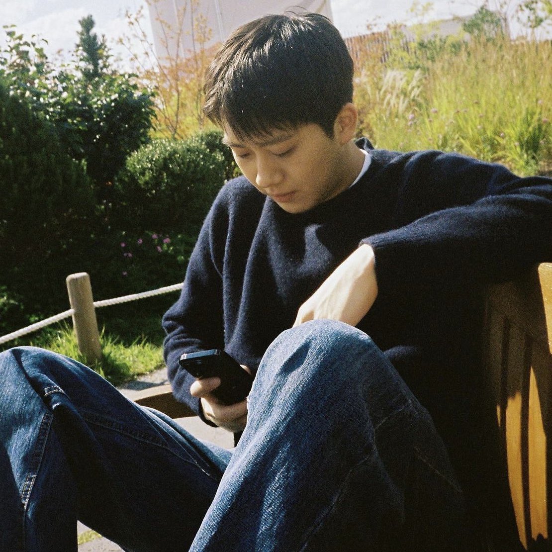 뵤…                                                      뵧.