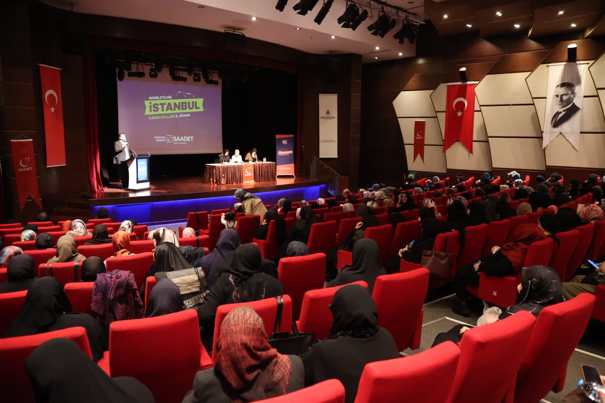 Bugün İstanbul Kadın Kolları İl Divanımızda, İl Kadın Kolları Başkanlığı görevinin devir teslimini gerçekleştirdik. İstanbul Kadın Kolları Başkanlığını büyük bir fedakarlıkla yürüten Nagehan Gül Asiltürk Hanımefendi görevini Zeynep Şule Rıdvanoğlu Hanımefendiye devretmiştir.
