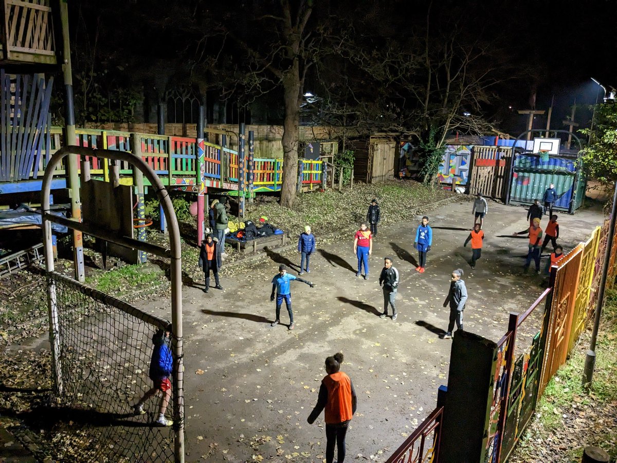 Shine4Community's tweet photo. It might be cold at the moment but that didn't stop all the young people turning up for the weekly session @stpaulsapg  All in preparation for next week's fixture against Southmead.

#Community #Football #AdventurePlayground #StPauls #Bristol #Southmead https://t.co/vpiQSGZ3y8