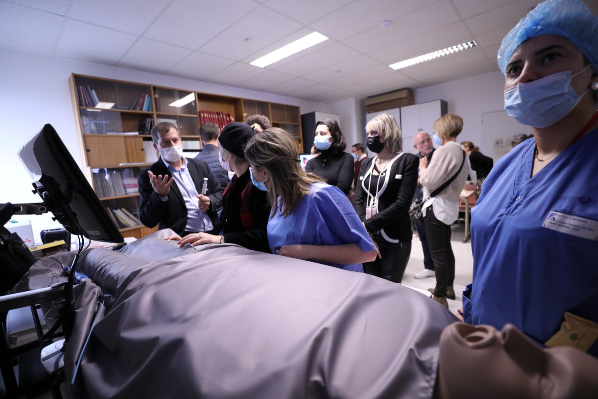 Retour sur la journée #Simulation organisée à l'hôpital Henri-Mondor <a href="/GHUMondor/">GHU APHP. Hôpitaux Universitaires Henri-Mondor</a> le 01/12
🙌2023, une belle année en perspective après le succès #Masterclass de 2022.
Merci <a href="/CCF_cardio/">CCF</a>, <a href="/ajctcv/">AJCTCV</a> &amp; <a href="/CNJChirurgiens/">ConseilNationaldesJeunesChirurgiens</a> pour leur soutien🙏
<a href="/APHP/">Assistance Publique – Hôpitaux de Paris (AP-HP)</a> <a href="/Twin_Medical/">Twin Medical</a> <a href="/SurgicalScience/">Surgical Science</a> <a href="/MedtronicFR/">Medtronic France</a>