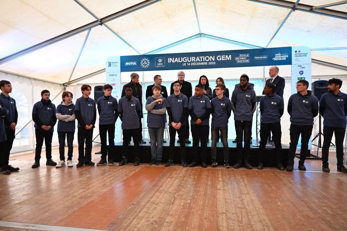 lasarthe_72's tweet photo. Inauguration du Garage école d’ Allonnes, en présence de Samuel Chevallier, Président de la Commission Emploi, Insertion et Logement, représentant Dominique Le Mèner, Président du #CD72, Christelle Morançais, Présidente des @paysdelaloire, et Pierre Fillon, Président de l’ACO. https://t.co/rzZ5mZsheZ
