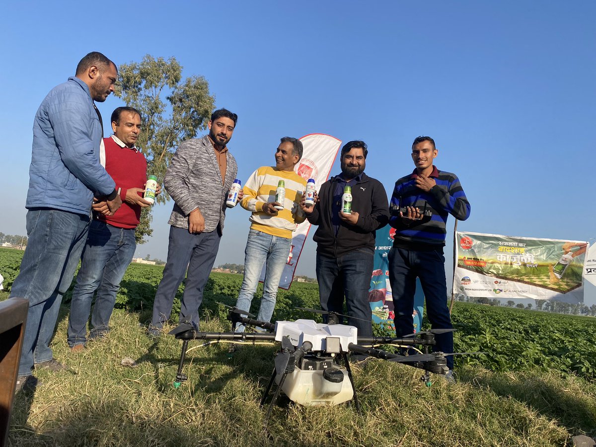 satyender_HAS's tweet photo. Technology demonstration of fleek super and Kazuki in Potato 🥔 @vcmhukarnal @sumitamisra @AlgaEnergy @agririse @Cipotato @ATARIJodhpur @IoTechWorld https://t.co/EkAC9tOpQG