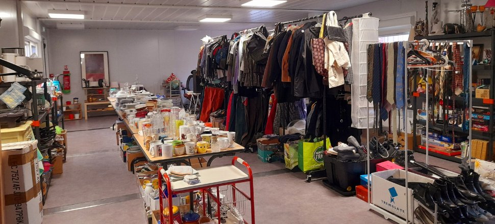 🤝 #Solidarité | Une nouvelle ressourcerie a ouvert ses portes sur le campus du Mans. Vous souhaitez faire des dons ? Toutes les infos pratiques à retrouver ici 👉 univ-lemans.fr/fr/actualites/…
#PrecariteEtudiante #ESR <a href="/FranceUniv/">France Universités</a> <a href="/etudiantgouv/">Etudiant.gouv</a> <a href="/sup_recherche/">Ministère Enseignement supérieur et Recherche</a>