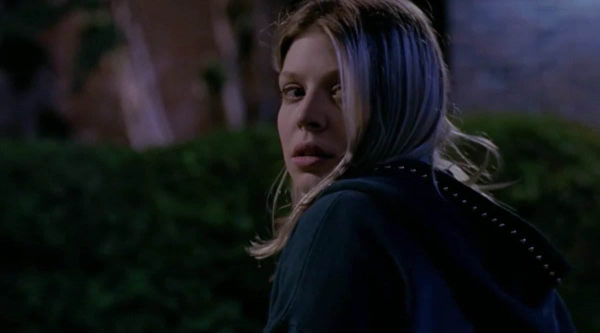 slayerfestx98's tweet image. Today in Buffy history, The terriyfing Gentlemen came to town to steal voices and (literal) hearts, Willow met our beloved Tara for the first time, Giles drew a stick figure of Buffy, Riley found out Buffy was the Slayer, and the iconic season 4 episode "Hush" aired