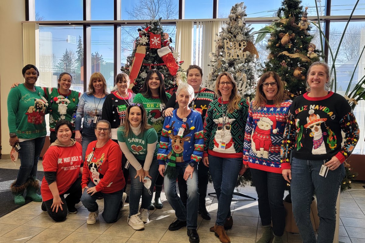 It’s sweater weather! Wishing you a fun and festive #holiday season from the #DanburyHospital Praxair Cancer Center. #danburyct