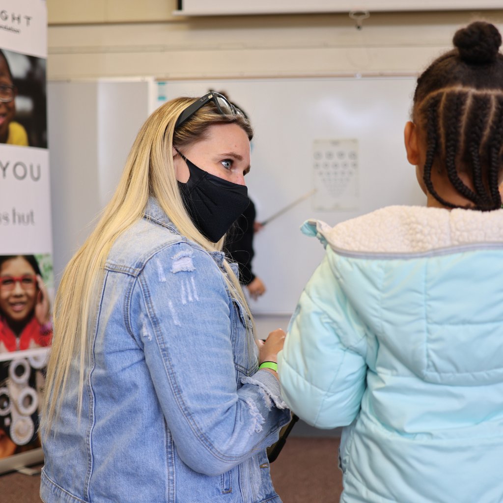 OneSightOrg's tweet photo. We teamed up with Sunglass Hut to help 650 people in Vista, California get vision care—590 of which found they needed glasses. Some patients walked away from the clinic with newfound clear sight, and everyone left with a new pair of sunglasses to protect their eyes year-round 😎 https://t.co/qYVwE9NIaM