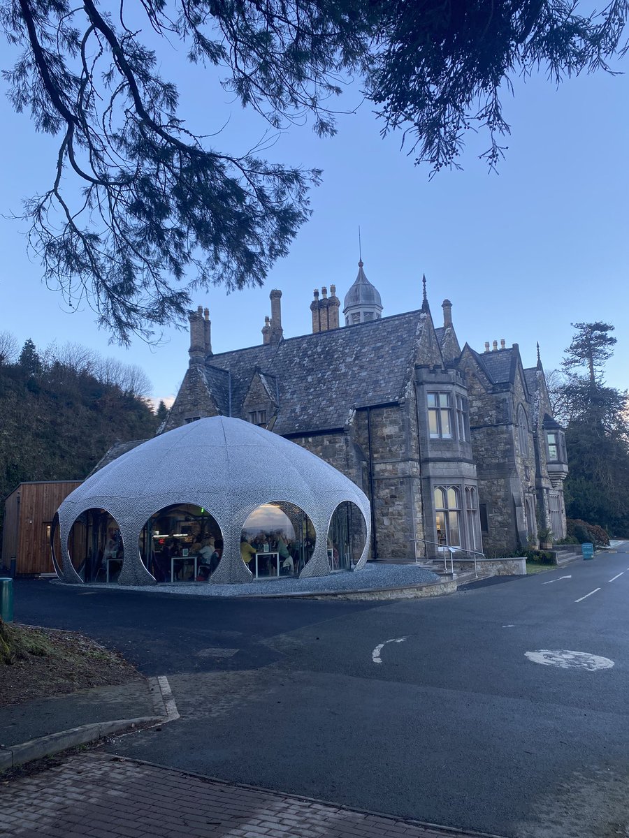 JDaviesHeritage's tweet photo. Love the new cafe at @plasglyn .One of Wales' most picturesque & oldest art venues. 🏴 A gothic styled mansion built in 1857 now with a bold contemporary design cafe which enhances the cultural asset. @WalesCoastPath @ollywainwright @visitwales @thevicsoc @C20Cymru @MuseumsAssoc https://t.co/yKmMH8waYQ