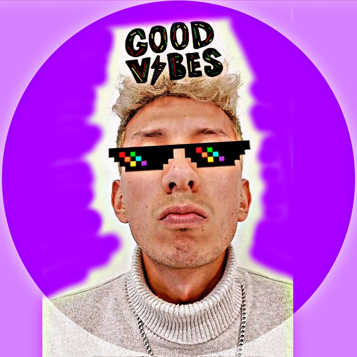 MoncaMusic's tweet image. #NuevaFotoDePerfil