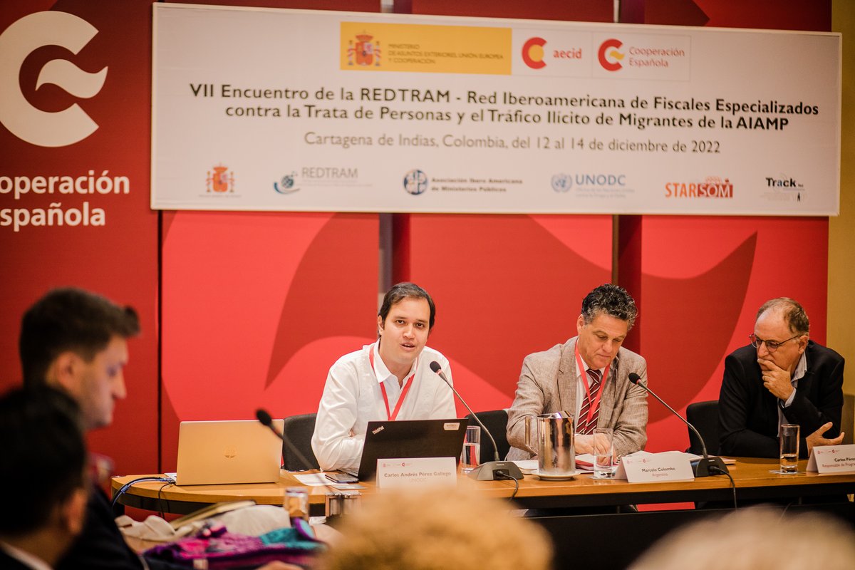 UNODC_OrgCrime's tweet photo. @UNODC @CFCECartagena @AIAMP_Pdencia @FiscaliaCol @Carlosperezg45 Fiscales de la #REDTRAM están en Colombia 🇨🇴 para coordinar la cooperación regional en la lucha contra la #TrataDePersonas y el tráfico ilícito de migrantes.
La red aprobó un plan de trabajo para 2023 que incluye la investigación conjunta y el uso de tecnología. https://t.co/qcXc9PAOuR