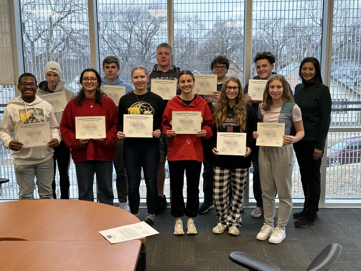 Congrats to our four runners... Nayera Abdessalm, Molly Burke, Lucas Gura, and LaVelle Henderson! Great athletes but even better students! #VUP