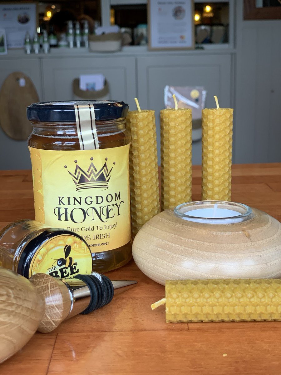 MadeNear's tweet image. GIFTS COURTESY OF THE BEES &amp;amp; THE FOREST! Available now from our shop in @brooklane1 in Kenmare...Honey &amp;amp; beeswax candles by Bee Brothers (hives in Cork and Kerry) and tealight holder &amp;amp; wine stoppers by Peter Collins. #local #Kenmare #lookforlocal  #buyirish #Irishgifts #MadeNear