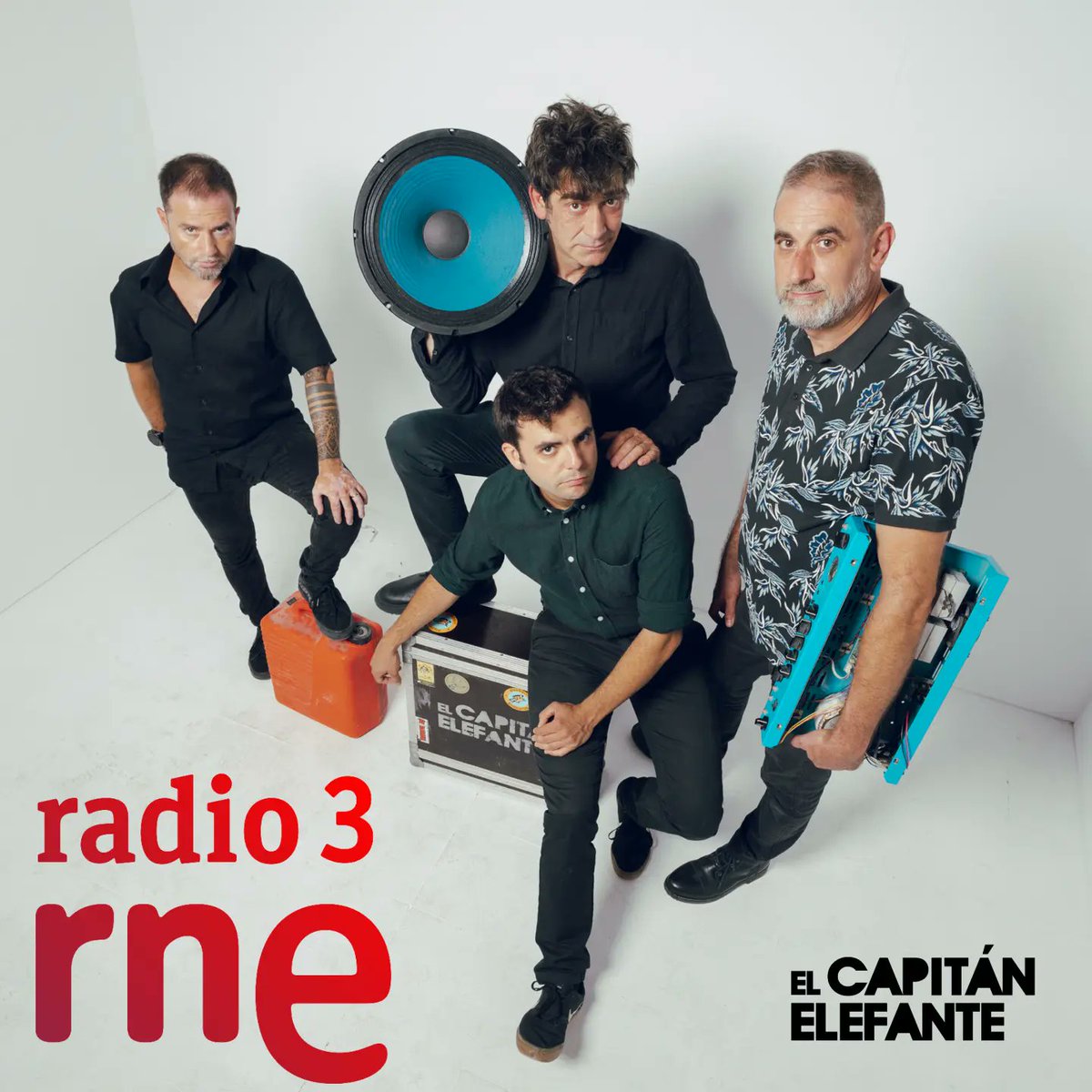 El Capitán Elefante (@capitanelefante) on Twitter photo 📻CONECTEN SUS TRANSISTORES AMIGOS!⚡
MAÑANA SE ESTRENA EN EXCLUSIVA EN <a href="/HETradio3/">Hoy Empieza Todo</a> REMOLINOS Y ARENAS MOVEDIZAS!
Recordad que en el link de nuestra bio tenéis el enlace para el presave de <a href="/SpotifySpain/">Spotify Spain</a> para que el viernes lo escuches a gusto tantas veces como quieras. 📻CONECTEN SUS TRANSISTORES AMIGOS!⚡
MAÑANA SE ESTRENA EN EXCLUSIVA EN <a href="/HETradio3/">Hoy Empieza Todo</a> REMOLINOS Y ARENAS MOVEDIZAS!
Recordad que en el link de nuestra bio tenéis el enlace para el presave de <a href="/SpotifySpain/">Spotify Spain</a> para que el viernes lo escuches a gusto tantas veces como quieras.