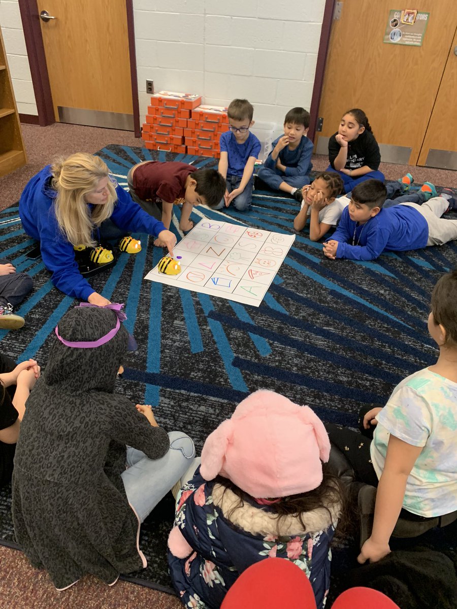 themeekmoose's tweet image. Working with @CKlisiewicz in the library doing some @BeebotCo coding with @MelodySamsel @EllisSoars Firsties. We learned that clearing the memory of the previous code is super important and that the turn button doesn’t also move the bee forward.