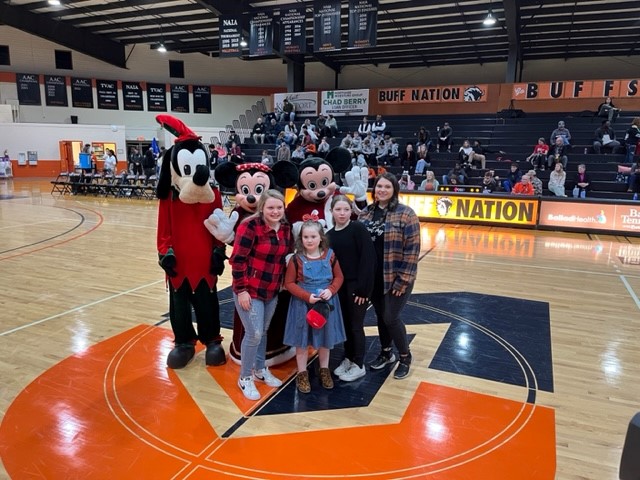 MakeAWishEastTN's tweet photo. Christlynn's going to Disney! Her wish celebration was part of last night's Greene Game at the @Milligan_Univ men's/women's bb games. Thanks @MilliganBuffs for making her feel special and Bank of Tennessee and Carter County Bank for sponsoring! #BuffStrong #makeawish https://t.co/LbGG3KmP9R
