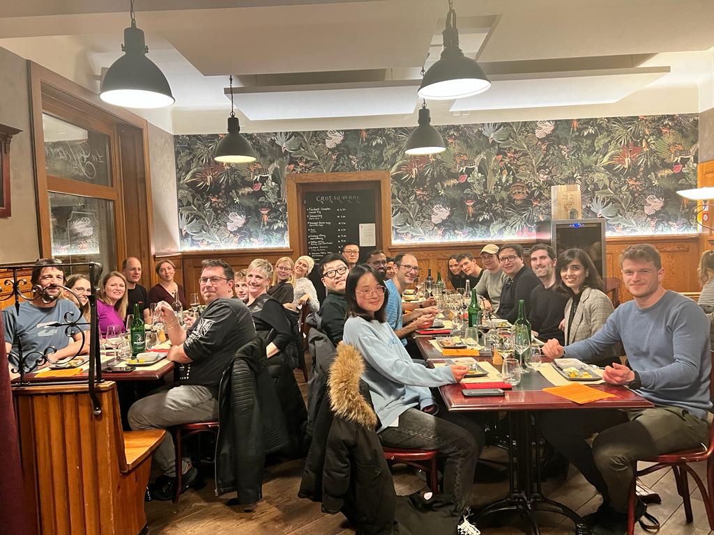 Enjoying the LFIM christmas dinner with a great team from EPFL Valais! Thanks for all your contributions and help during this year. The LFIM wishes you all the best for 2023! @EPFL_CHEM_Tweet @EnergypolisVS