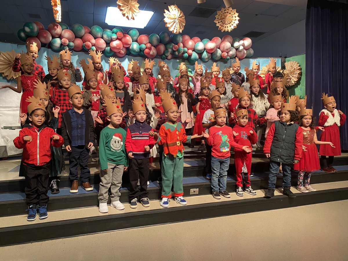 Shari Kirkpatrick (@shari512) on Twitter photo The cutest little Christmas reindeer stole the show <a href="/sierravistak6/">Sierra Vista</a> Kinder performance! <a href="/ValVerdeUSD/">Val Verde USD</a> The cutest little Christmas reindeer stole the show <a href="/sierravistak6/">Sierra Vista</a> Kinder performance! <a href="/ValVerdeUSD/">Val Verde USD</a>