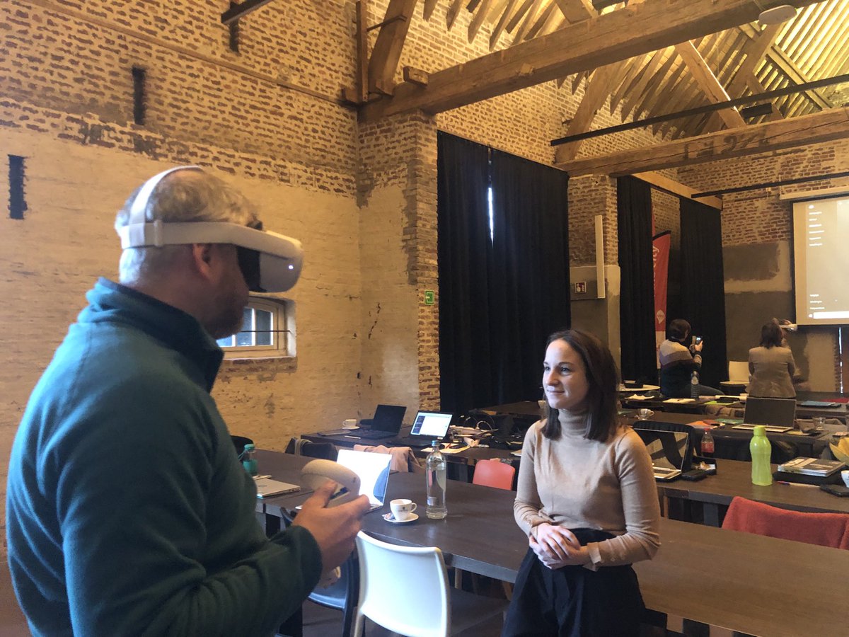 fienwante's tweet photo. Vandaag aan de slag met VR in onderwijs en het maken van een job aid voor ontwerp van doordacht en duurzaam onderwijs versterkt door #edtech ⁦ in het postgraduaat digitale didactiek ⁦@viveshogeschool⁩ @KULeuvenKulak⁩ https://t.co/eTdAqJPNdJ