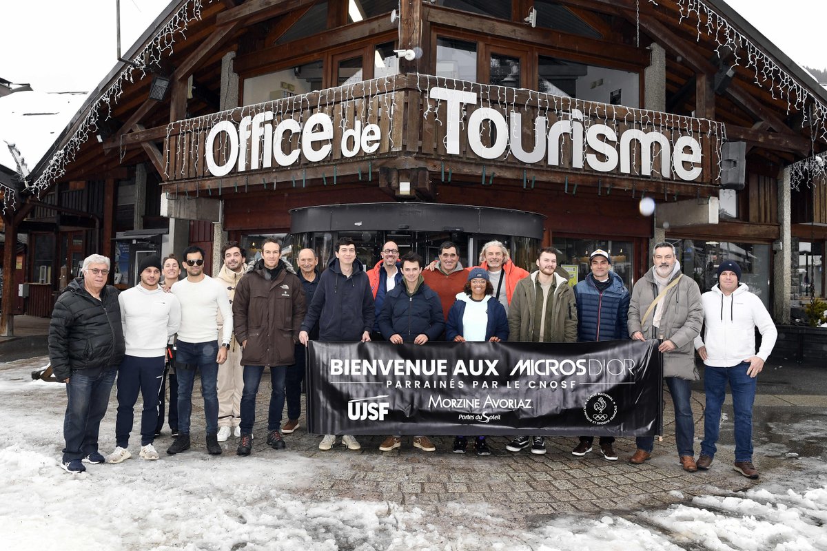 Le jury des Micros D’or, tous réunis pour la photo officielle de lancement de cette edition 2022 !