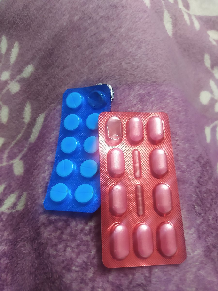 I'm a person jo 2 am ko hair wash karegi, din me ac + fan chalake bethegi and raat ko davai legi 🤧🥲