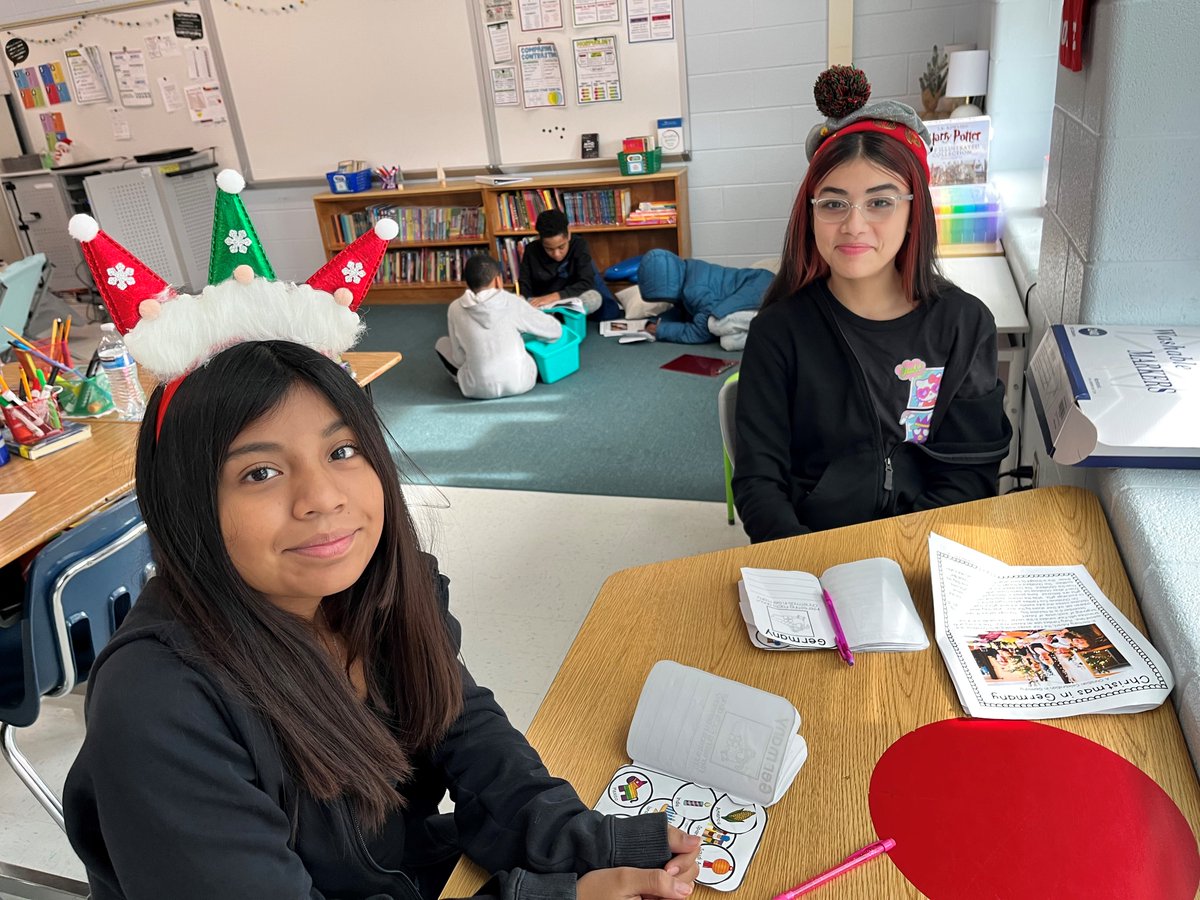 HyblaValley6th's tweet photo. Ms. Deaton's class is "traveling" to different countries this holiday season to learn about the different holidays celebrated! #HyblaValleyHuskies @HyblaValleyES https://t.co/6LAf5MzKsb