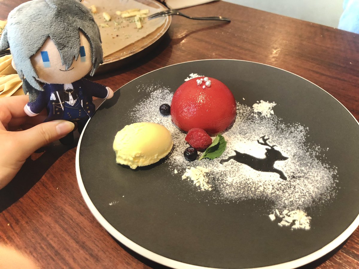 nasnotte's tweet photo. パイビーフシチュー食べにいきました！
🍳🍳🍳 https://t.co/Q0CotbjOlB