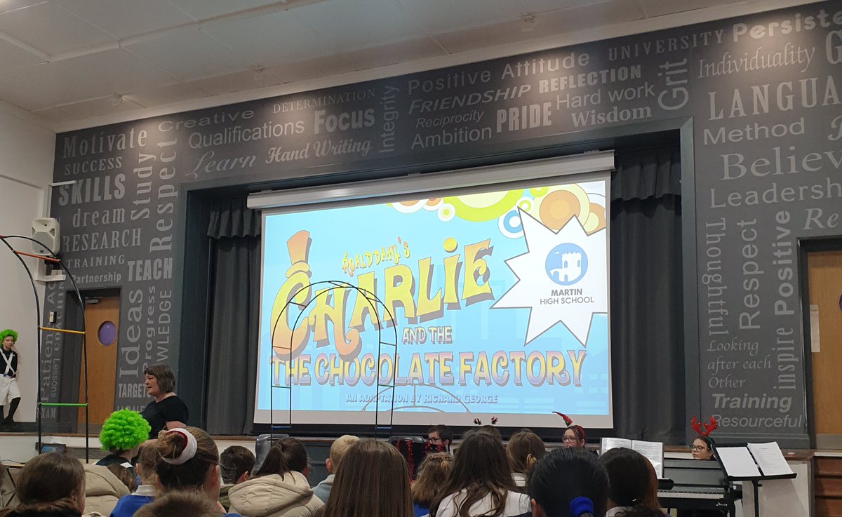 WooldenHill's tweet photo. Year 5 had a fantastic time watching Charlie and the Chocolate Factory today 🍫🍬🍭🎩 Thank you for having us @MartinHighSch ! #TalentedTeens #AWorldOfPureImagination #CommunityCheer https://t.co/EhXzssY1JX