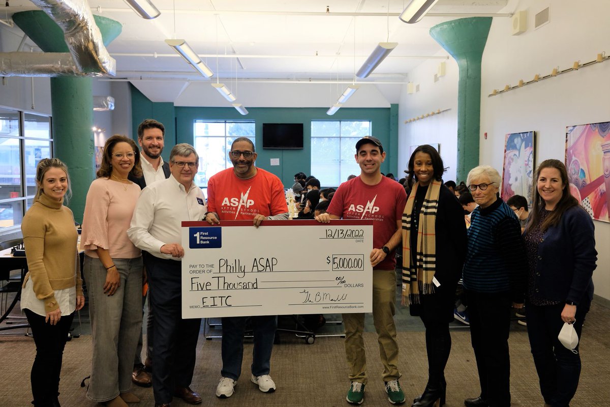 PhillyASAP's tweet photo. TY Glenn & Katie for coming out to present your gift from First Resource Bank at the #ASAPChess League Match yesterday! One of the many exciting things about coming back together in person is to observe Philly kids participating in an activity that they love! #iLoveafterschool https://t.co/G3aUe9zYaM