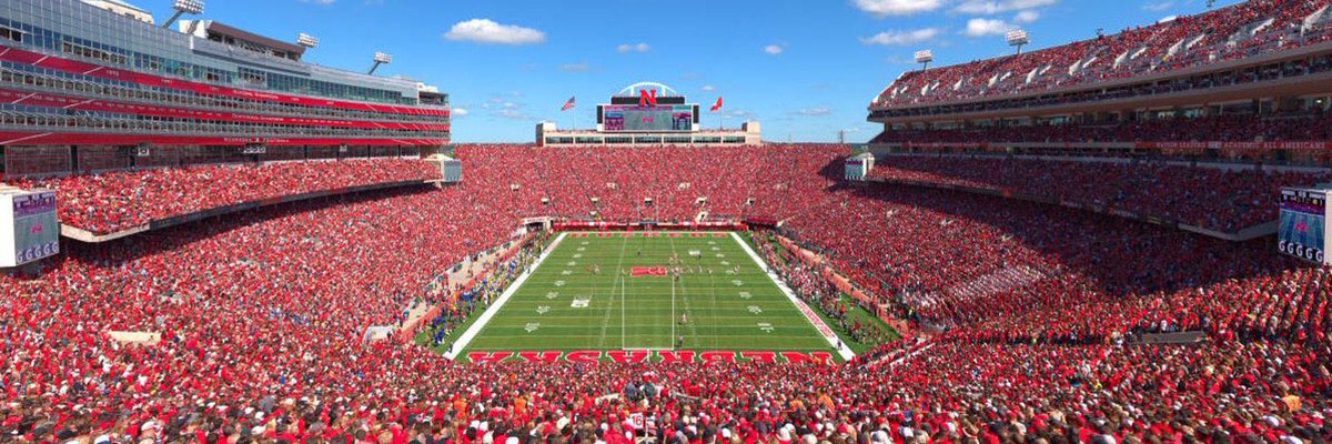 CoachWilliamsAZ's tweet photo. 🥲 90,000 family members every saturday and there’s no better feeling!! https://t.co/ru2ow2Lr9o
