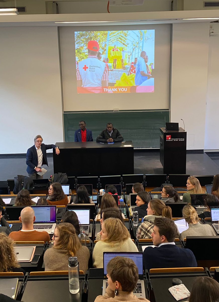 Great guest lecture on new approaches in preparing for and responding to climate change induced disasters in Uganda by Alex Mugyisha &amp; <a href="/NTALEEMMANUEL_/">EMMANUEL NTALE</a> from <a href="/UgandaRedCross/">Uganda Red Cross Society</a>. Good example of a fruitful collaboration. <a href="/unihh/">Universität Hamburg</a>
