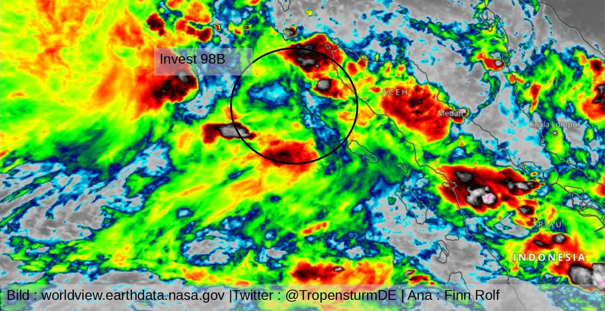 TropensturmDE's tweet photo. Invest #98I/#98B liegt rund 100 km südwestlich von Sumatra (Indonesien). Es bildet einzelne Konvektionszellen aus, ist aber allgemein relativ unorganisiert. Globalmodelle lassen das Tief unter zögerlicher Intensivierung nach Nordwesten ziehen. https://t.co/yhDvOFu212