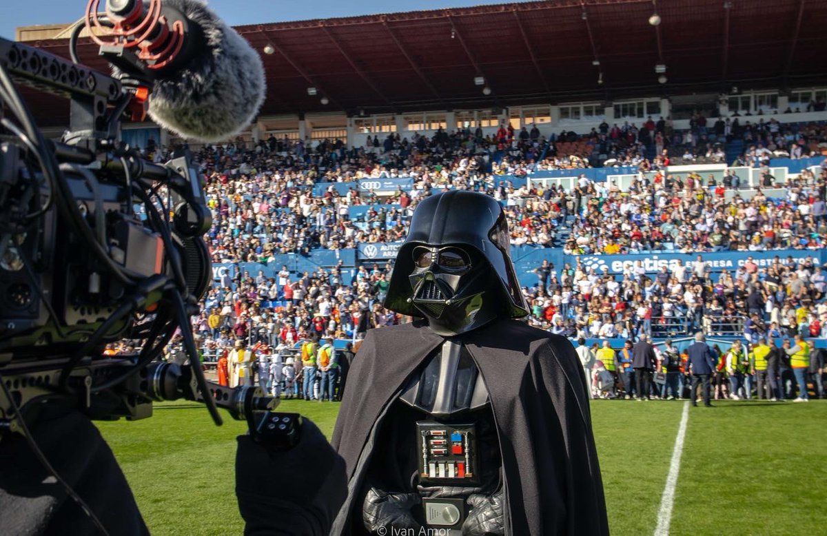 legion501's tweet photo. Gracias Ivan Amor por estas magníficas fotos de la misión Aspanoa en La Romareda en homenaje a Dani. #legion501st #spanishgarrison #squadcierzo #pinkforce #spanishbase #DxunWraithguardClan 
📷 Ivan Amor https://t.co/WOnixGBVWT