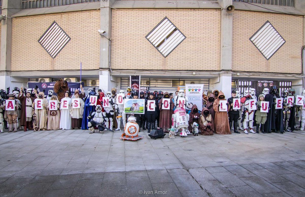 legion501's tweet photo. Gracias Ivan Amor por estas magníficas fotos de la misión Aspanoa en La Romareda en homenaje a Dani. #legion501st #spanishgarrison #squadcierzo #pinkforce #spanishbase #DxunWraithguardClan 
📷 Ivan Amor https://t.co/WOnixGBVWT