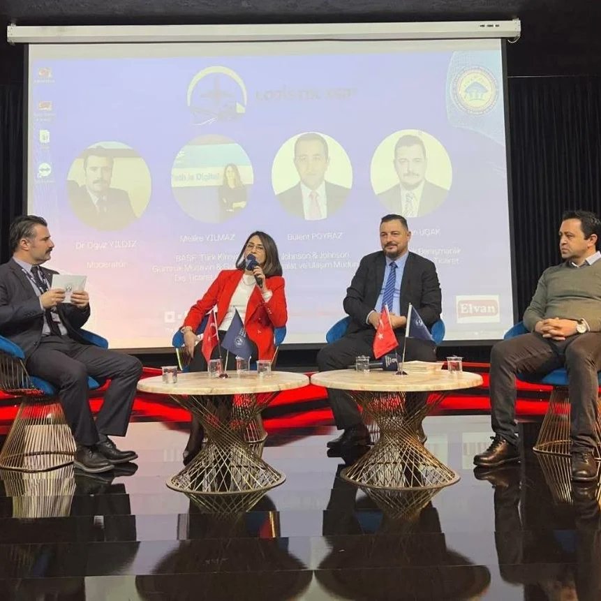 Avcılar İlçe Mili Eğitim Müdürlüğü ve İstanbul Gelişim Üniversitesi işbirliğiyle "Lojistik 360" konulu panel düzenlenmiştir. <a href="/tcmeb/">Millî Eğitim Bakanlığı</a> <a href="/istanbulilmem/">İstanbul İl Millî Eğitim Müdürlüğü</a> <a href="/memleventyazici/">Levent Yazıcı</a>