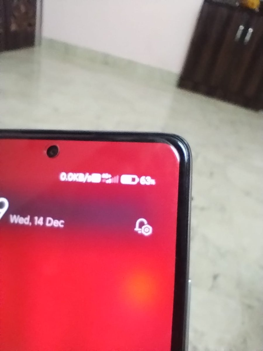 kk79_'s tweet photo. Last week i bought the @GlazedInc tempered glass and cover for Mi 11t pro the cover is amazing but the tempered glass is not correct fit for the device ...do resize the glass Man..... https://t.co/DzE7Hhe46P