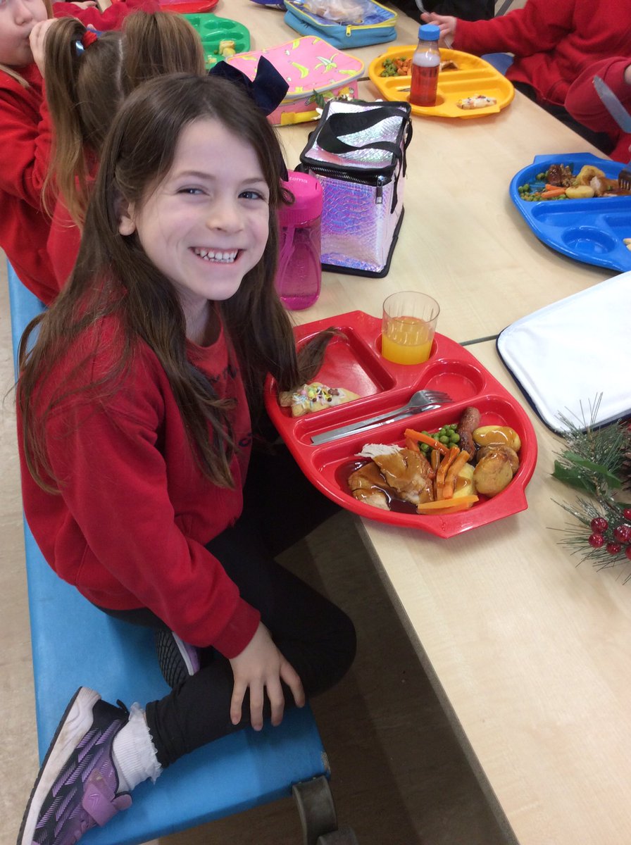 CrowtonPrimary's tweet photo. Christmas Dinner Day 🎄 https://t.co/h0lCI4A2QN
