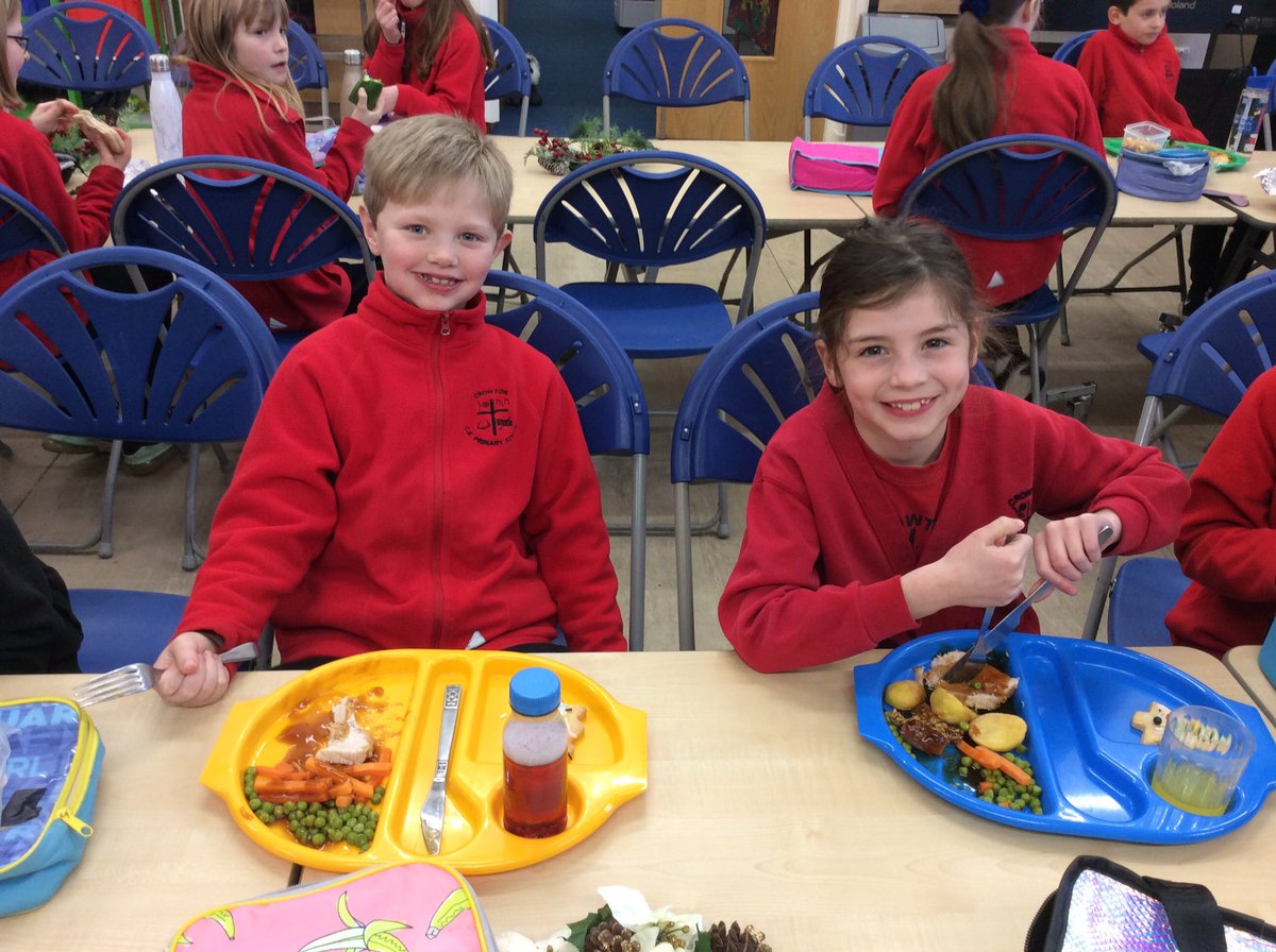 CrowtonPrimary's tweet photo. Christmas Dinner Day 🎄 https://t.co/h0lCI4A2QN